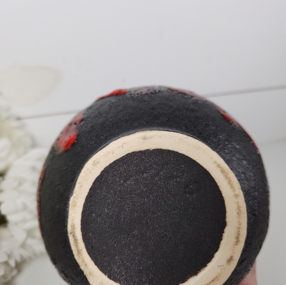 70s West Germany Fat Lava Vase 44-25 | Black & Red Handled Vase | Mid Century - Picture 11 of 12